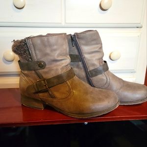 Womens Boots